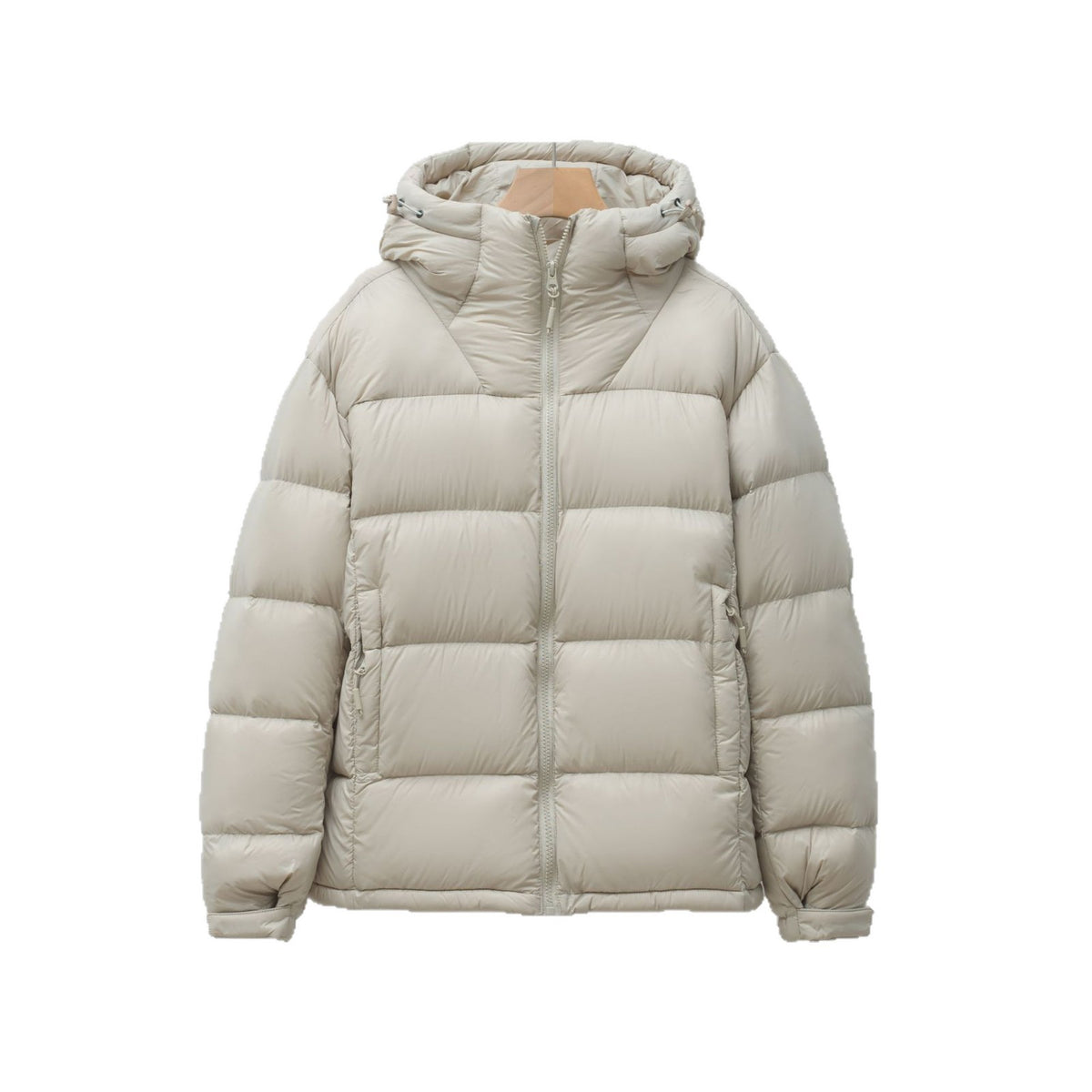 Hooded long sleeved zipper jacket