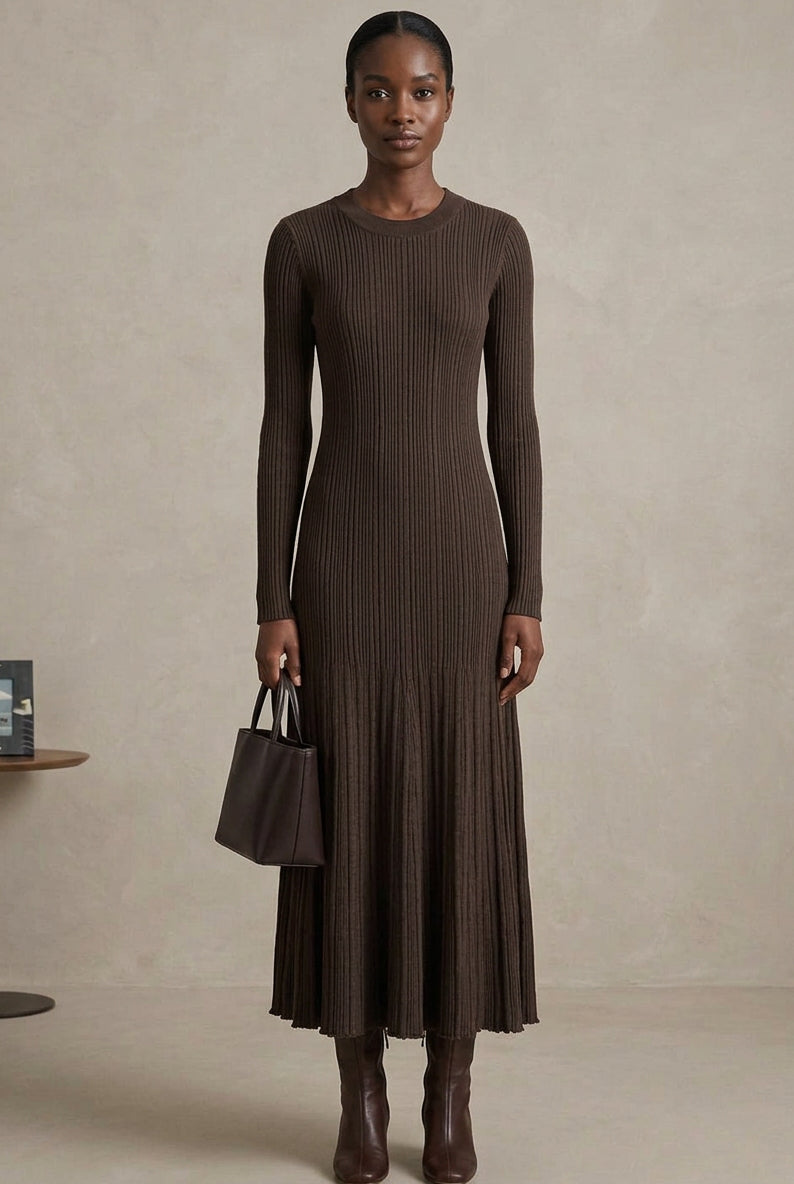 Vestido midi de punto con cuello polo y falda acampanada para mujer