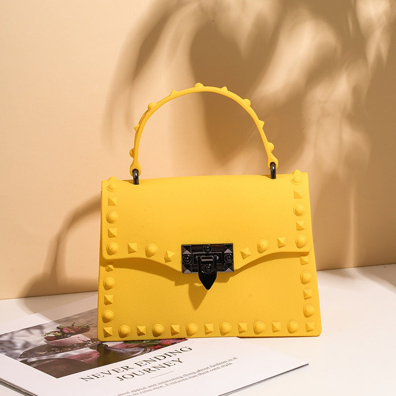 Bolso de PVC impermeable para mujer con cadena y tachuelas, estilo punk