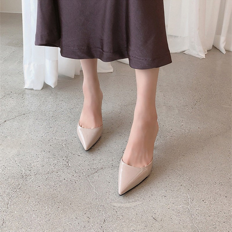 Zapatos destalonados para mujer con punta fina y tacón medio