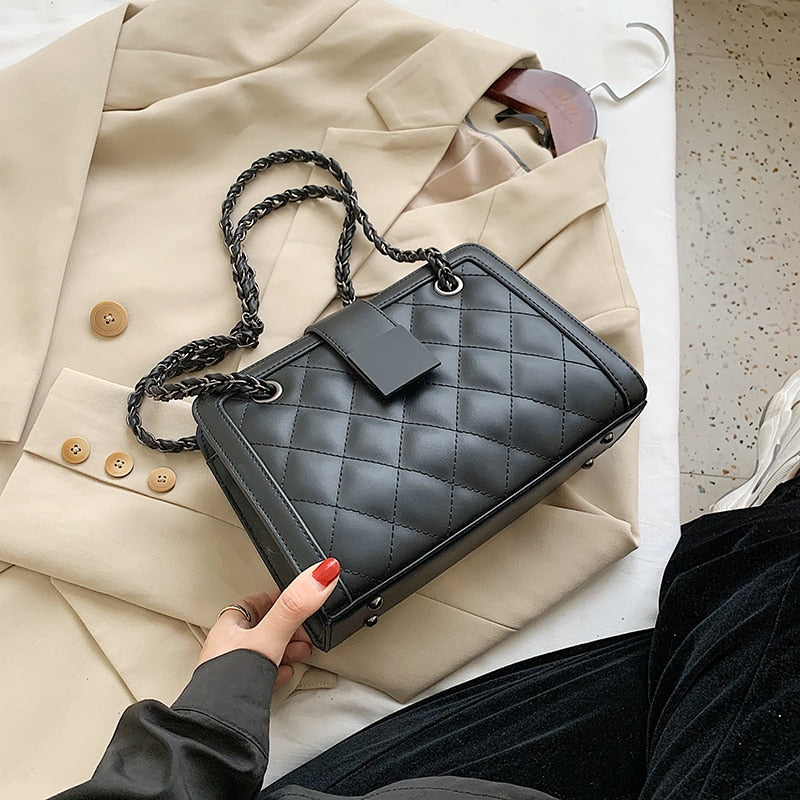 Bolso bandolera pequeño de piel sintética para mujer con cadena