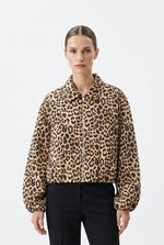 Collar zipper long sleeved jacket