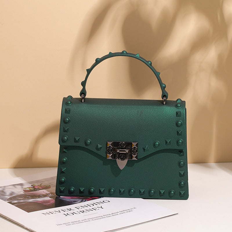 Bolso de PVC impermeable para mujer con cadena y tachuelas, estilo punk