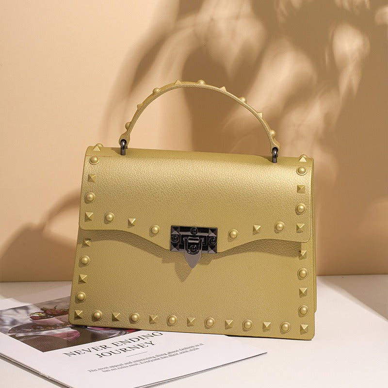 Bolso de PVC impermeable para mujer con cadena y tachuelas, estilo punk