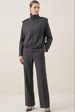 Conjunto de chaqueta con cremallera lateral y tira y pantalón para mujer