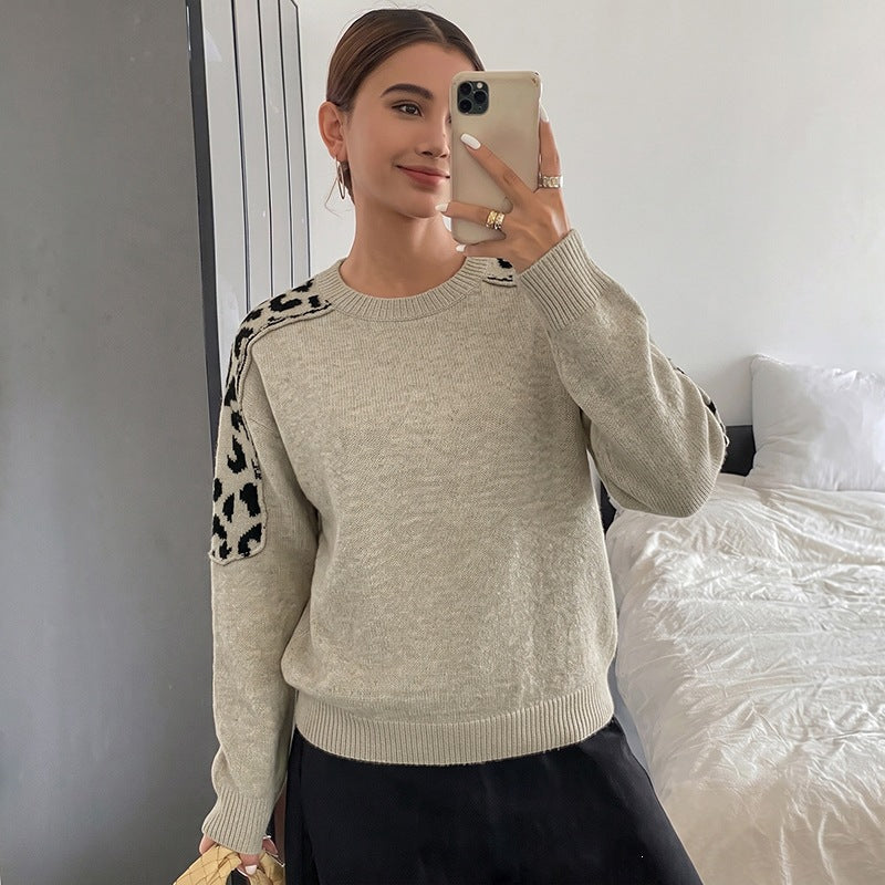 Leopard print spliced pullover sweater