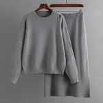 Conjunto casual de punto de dos piezas para mujer con jersey y falda.⠋